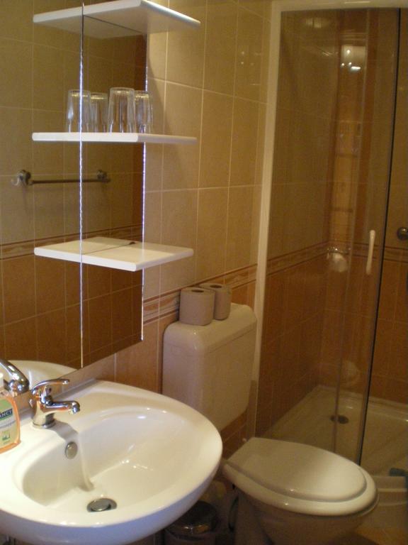 Mediterran-Apartmanok-Harkany Bagian luar foto